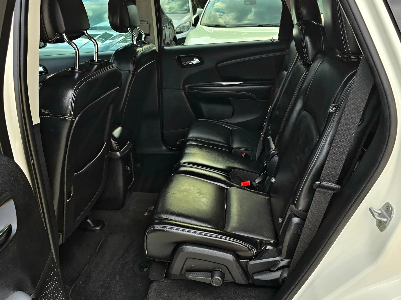 Fiat Freemont 2.0D, 170к.с., 4х4, 7-места, Автомат!, снимка 6 - Автомобили и джипове - 55118817