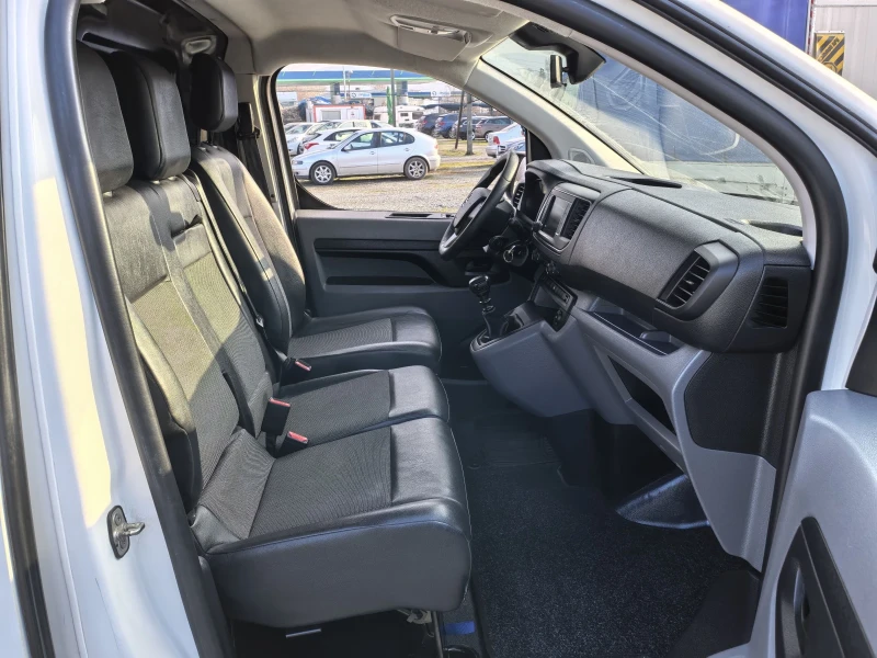 Opel Vivaro LONG 27.01.2022г. 188х.км!!! ИТАЛИЯ!!! , снимка 10 - Бусове и автобуси - 52876691