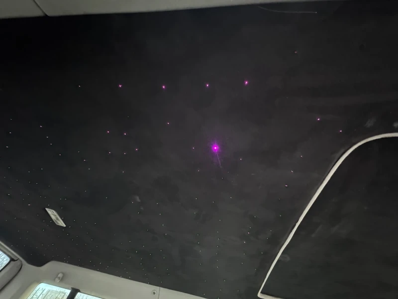 VW Multivan 2.5 TDI, снимка 13 - Бусове и автобуси - 53101845