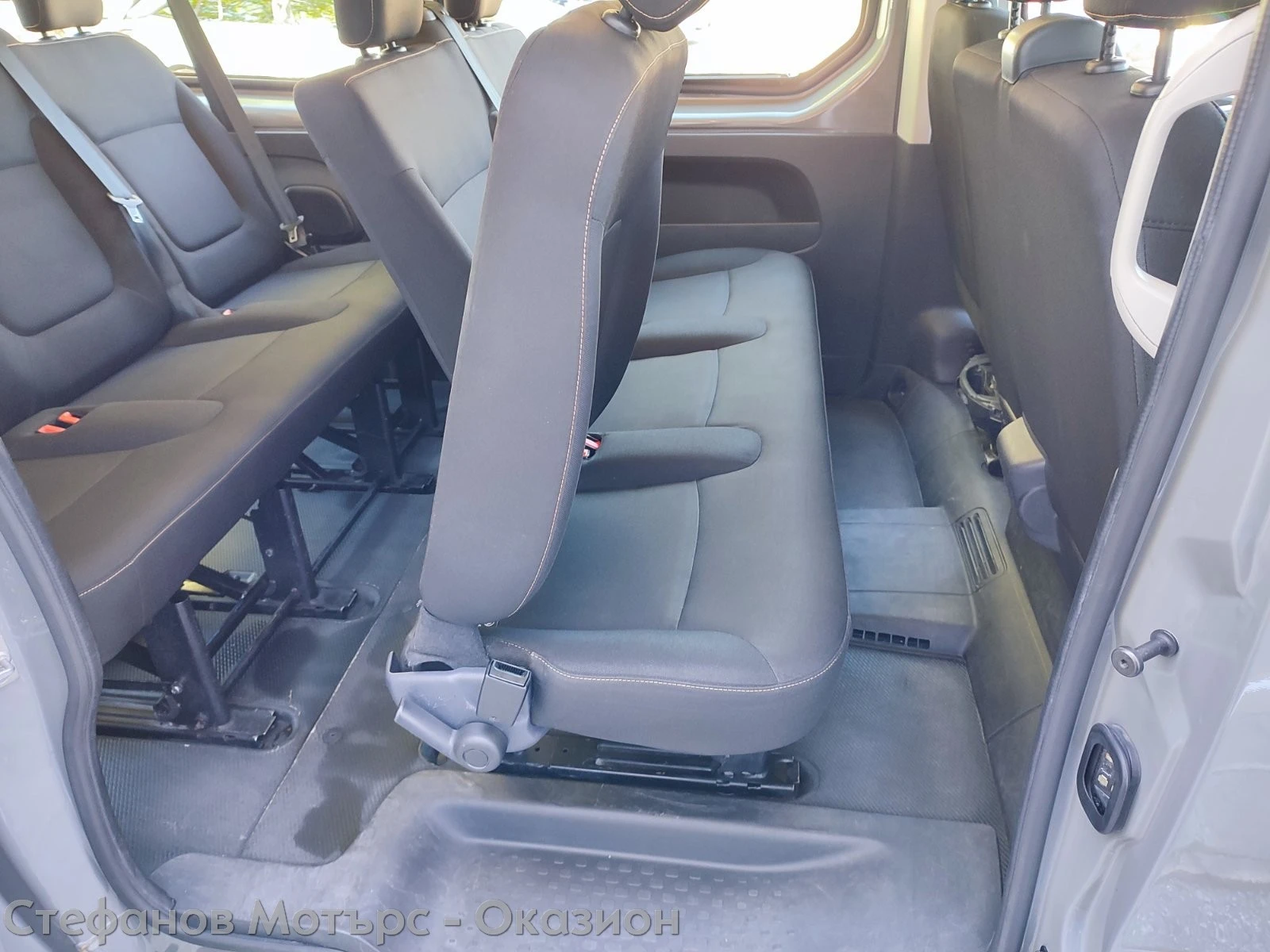Renault Trafic 8 1 PASSENGER L2H1 1.6 dCi (120hp) MT6 | Mobile.bg � ����������� 13