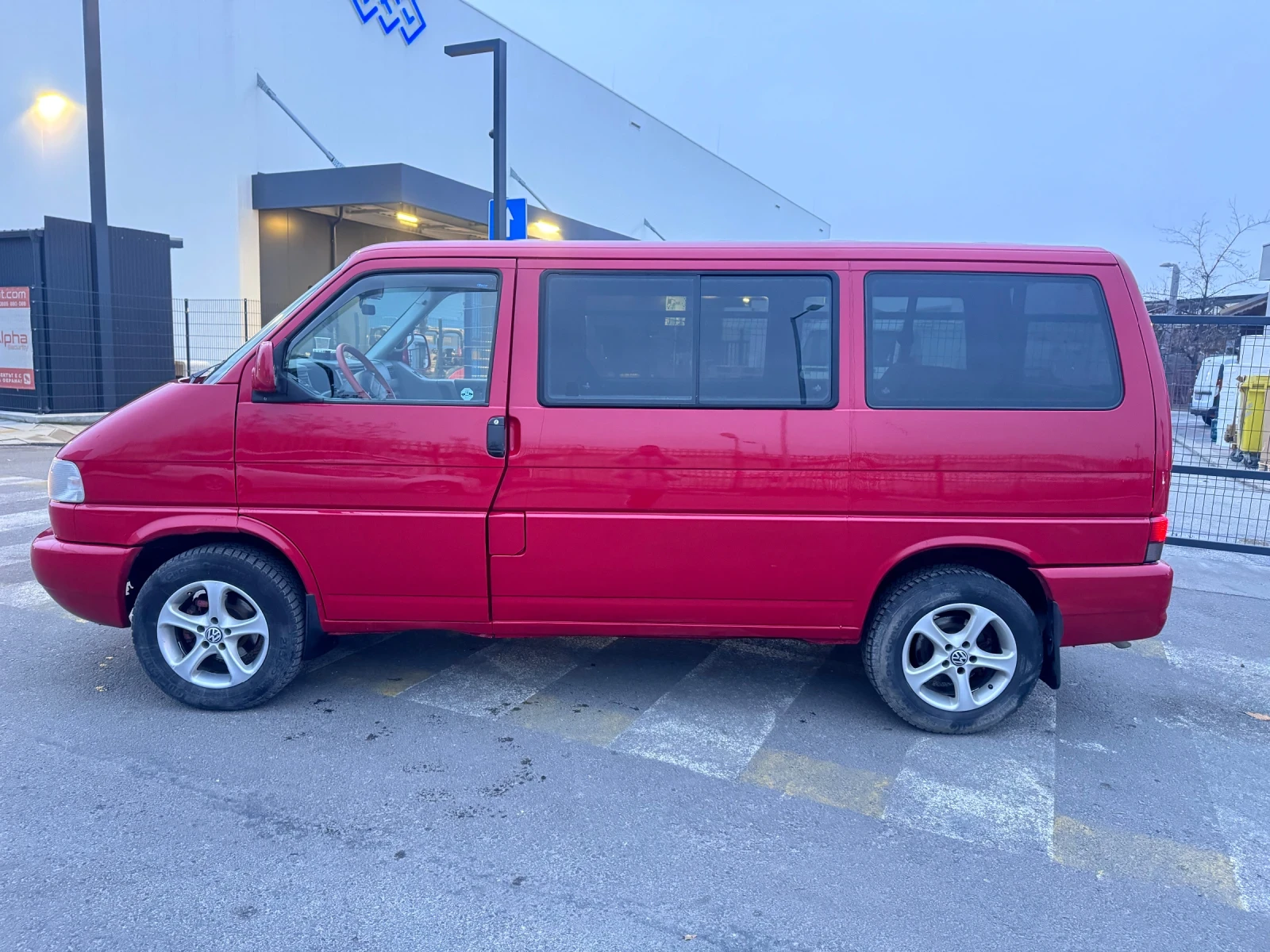 VW Multivan 2.5 TDI - изображение 4