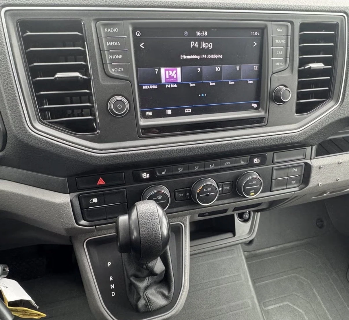 VW Crafter E-Crafter, снимка 8 - Бусове и автобуси - 54358860