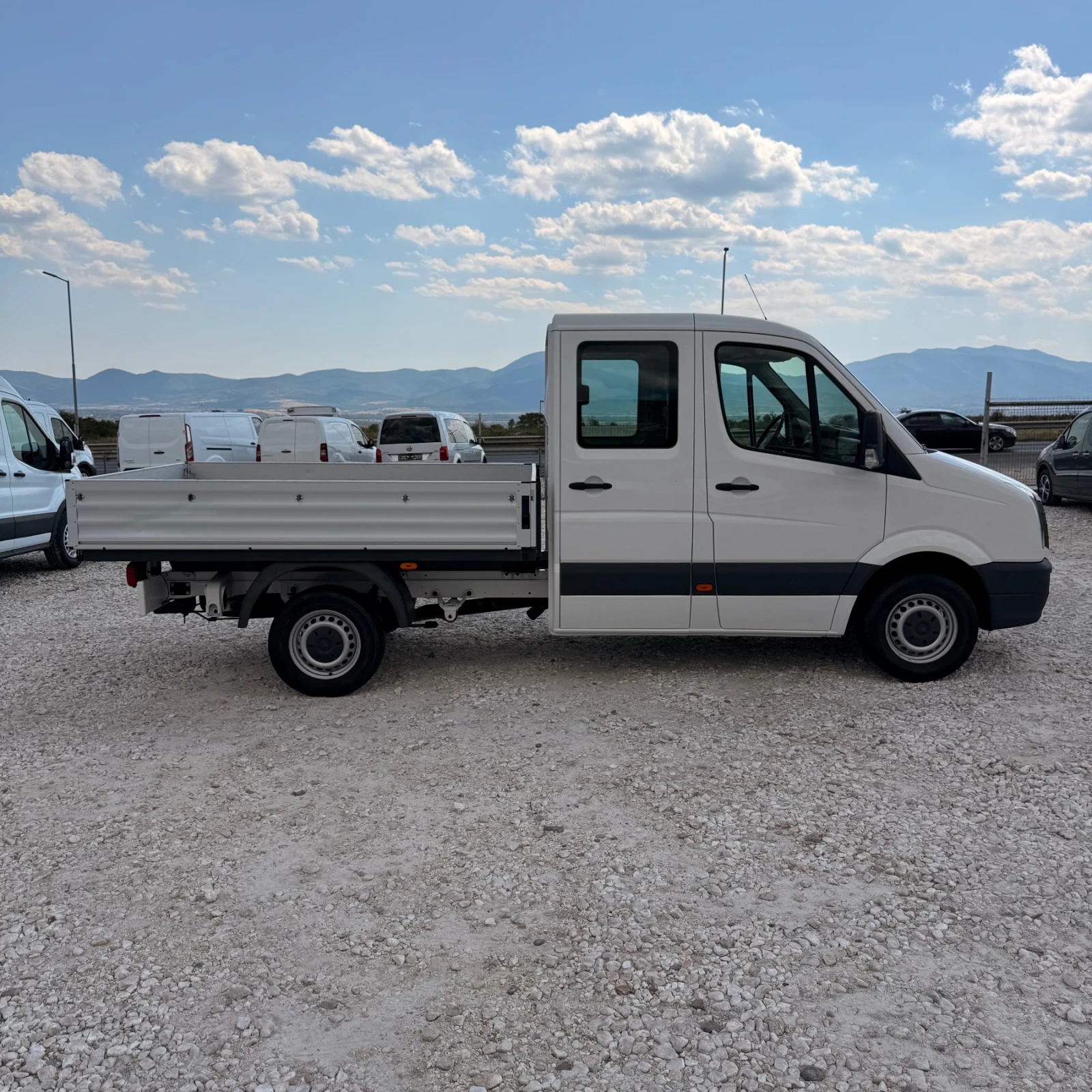 VW Crafter 2.0TDi-Клима-7местен-Евро6, снимка 6 - Бусове и автобуси - 55465387