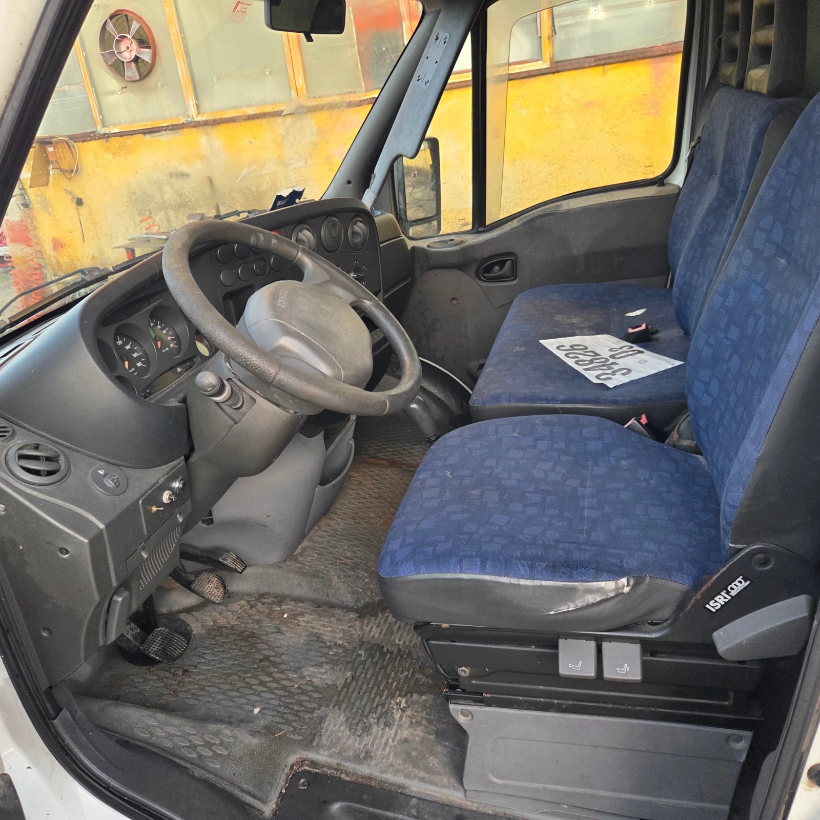 Iveco Daily 35s10, снимка 8 - Бусове и автобуси - 56602422
