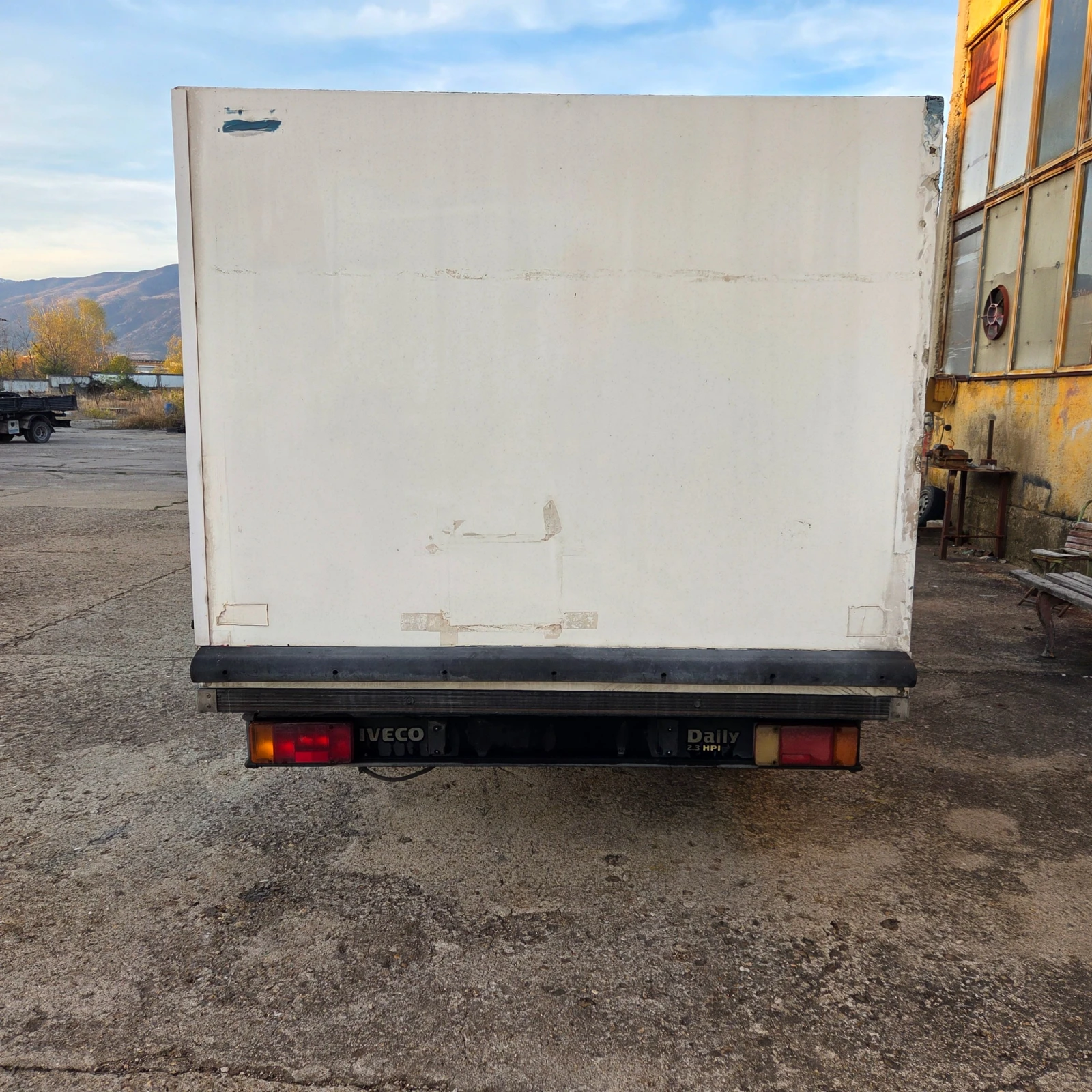 Iveco Daily 35s10, снимка 5 - Бусове и автобуси - 56602422