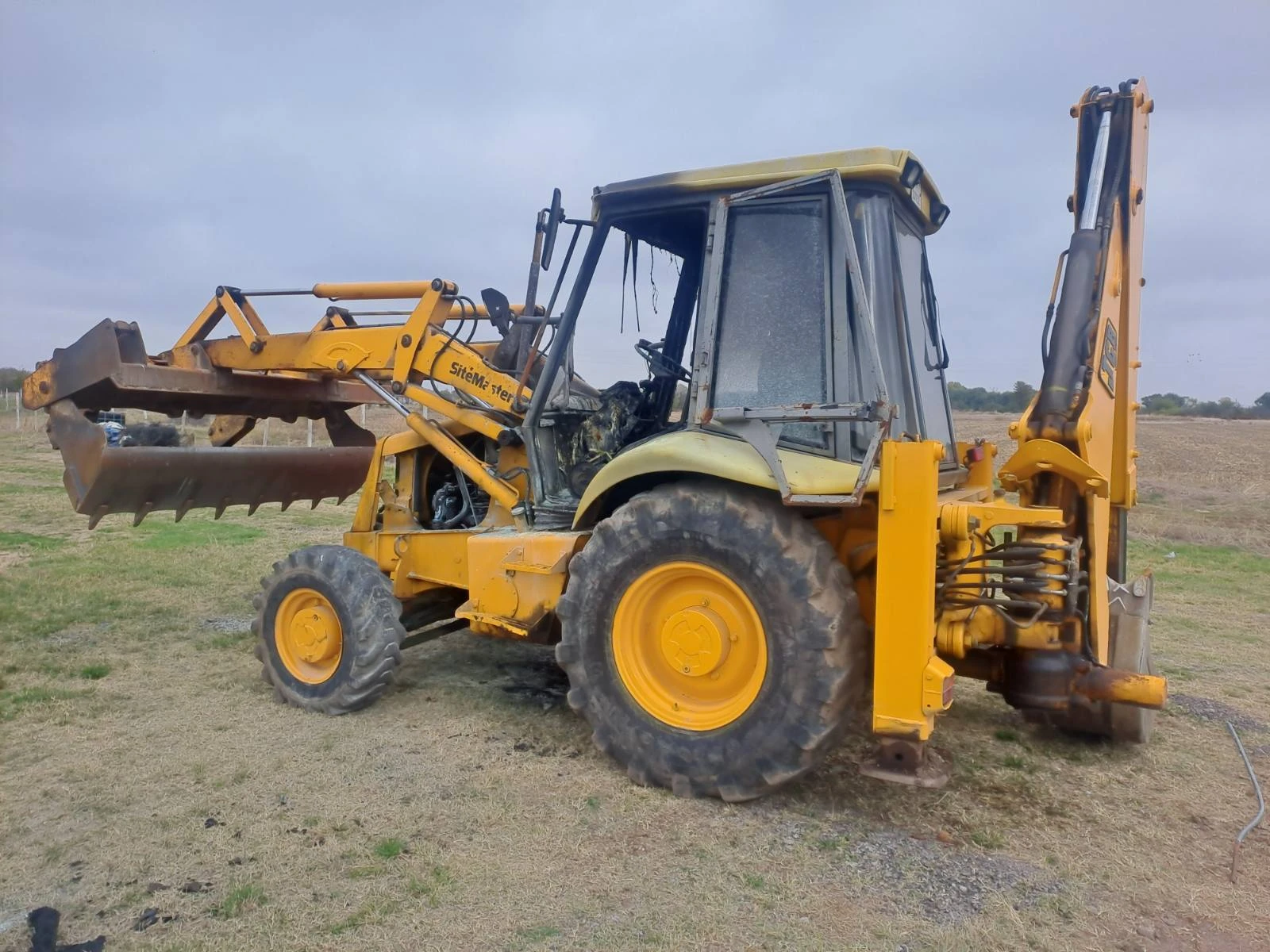 Багер JCB 3CX, снимка 2 - Индустриална техника - 56643342