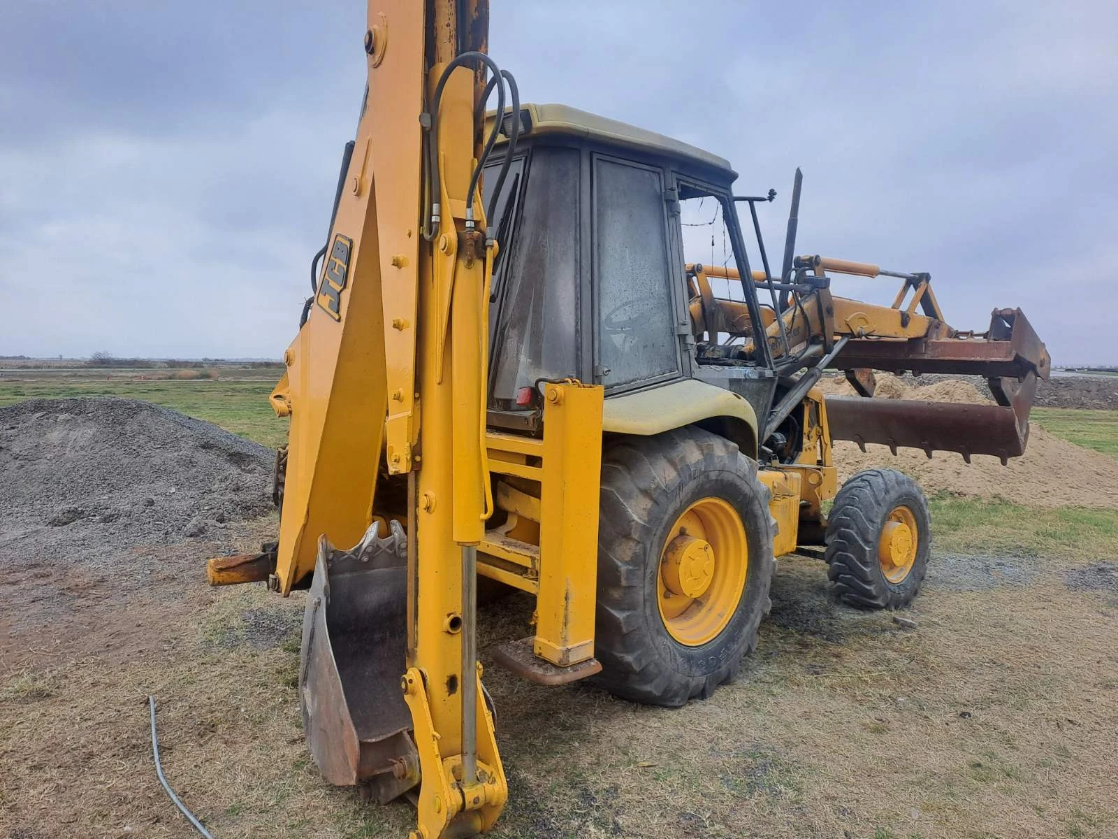 Багер JCB 3CX, снимка 4 - Индустриална техника - 56643342
