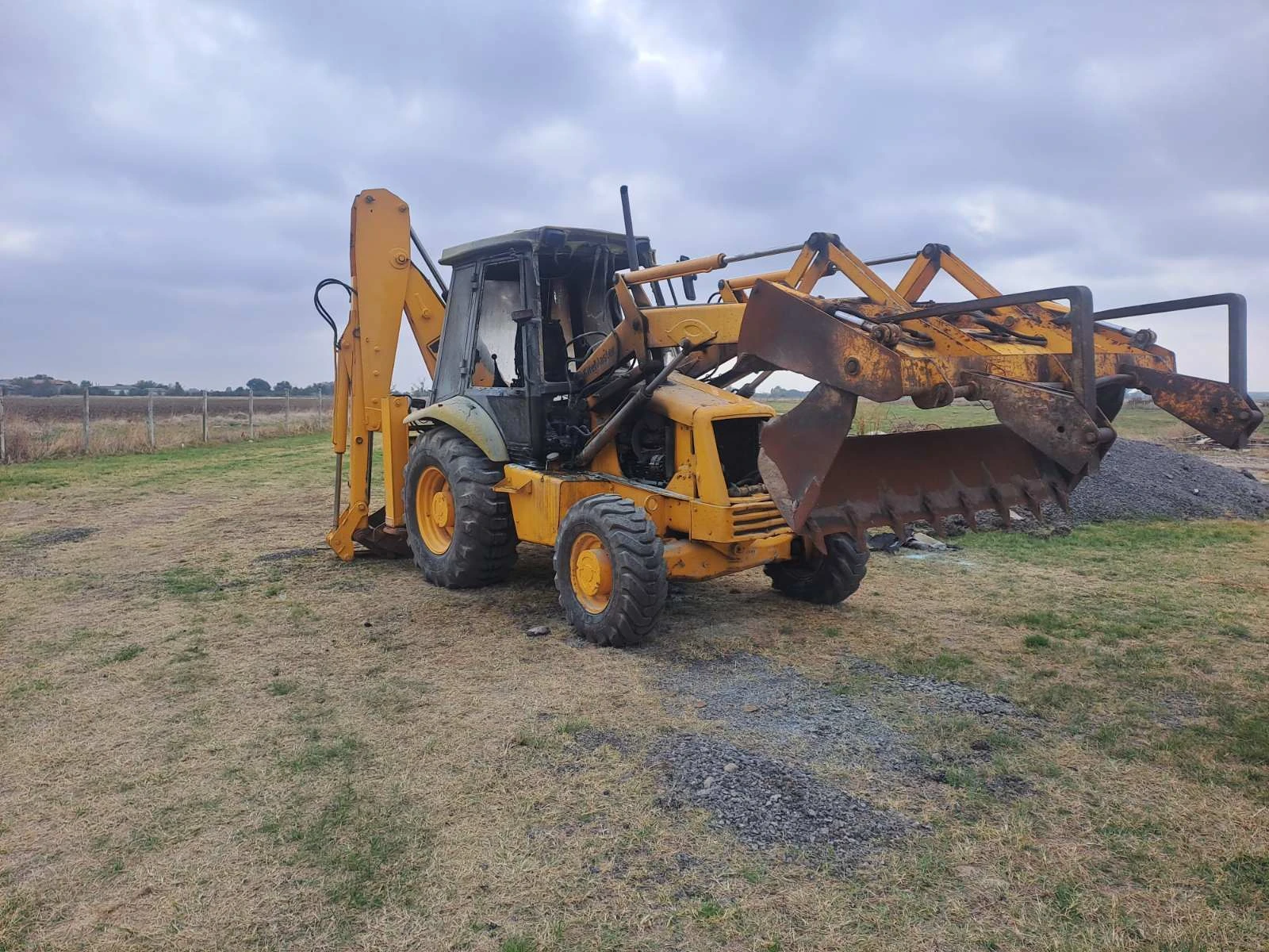 Багер JCB 3CX, снимка 5 - Индустриална техника - 56643342