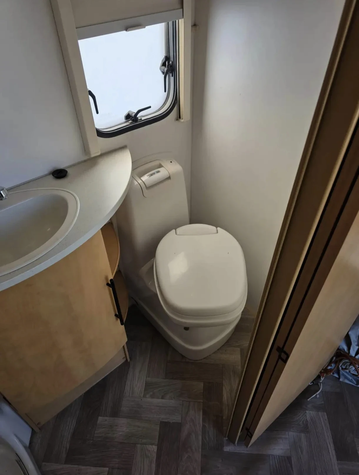 �������� Bailey Pageant 6 series Province  | Mobile.bg � ����������� 8