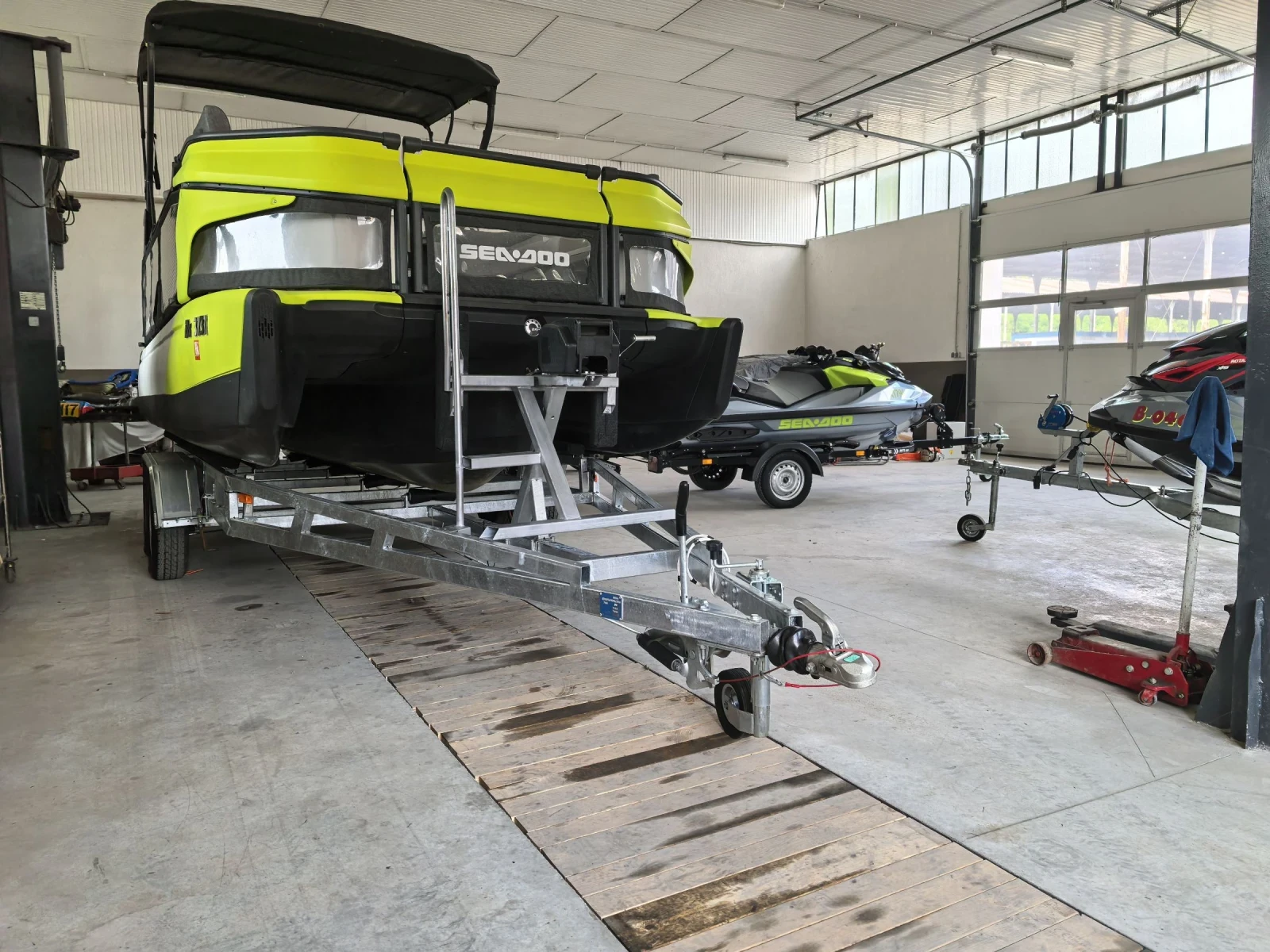 Джет Bombardier Sea Doo Seadoo Switch Cruize 230 Yellow, снимка 2 - Воден транспорт - 55192854