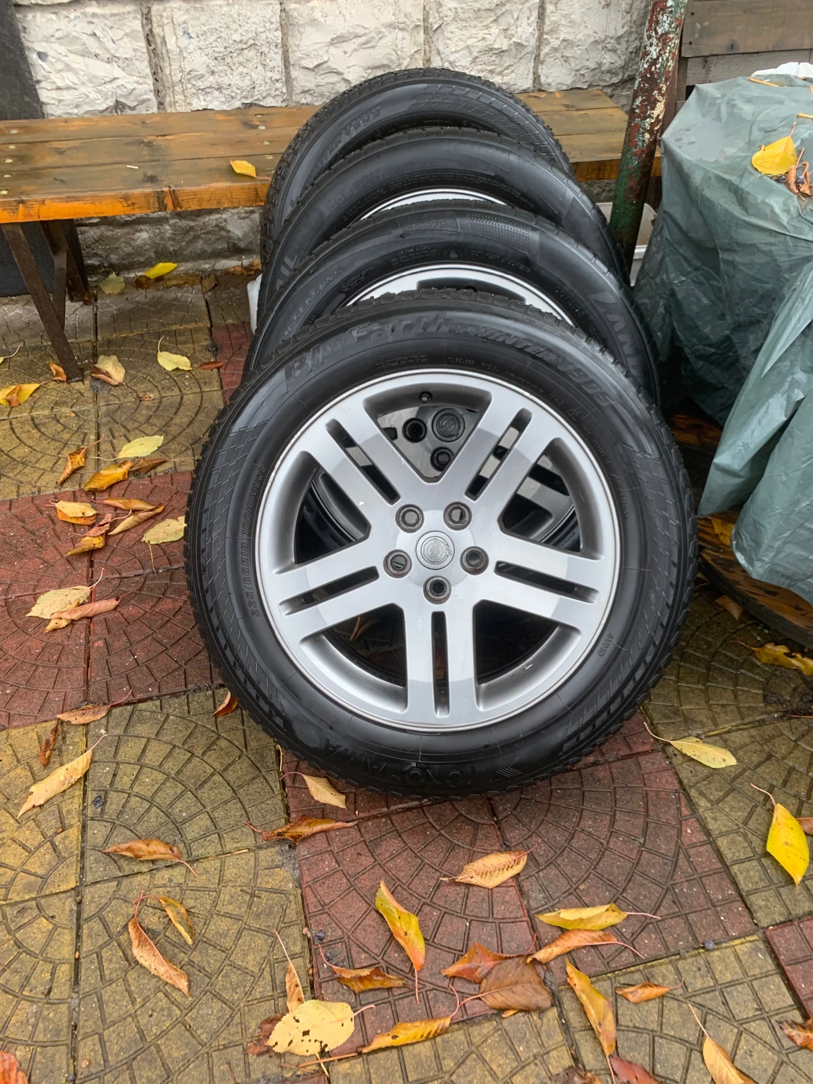 ���� � ������ 225/60R18 �� Chrysler 300c | Mobile.bg � ����������� 1