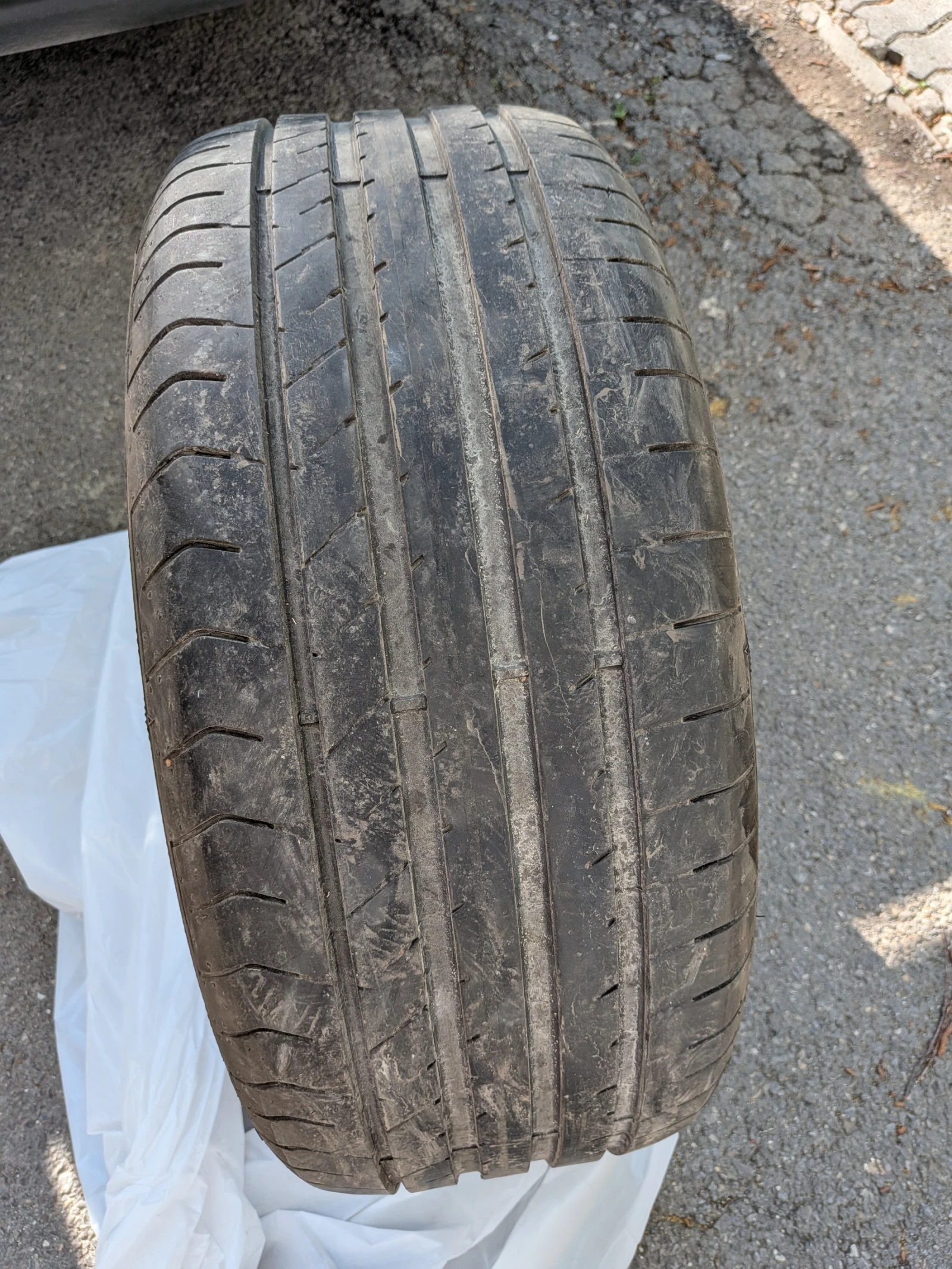 Гуми Летни 245/45R18, снимка 6 - Гуми и джанти - 54519294