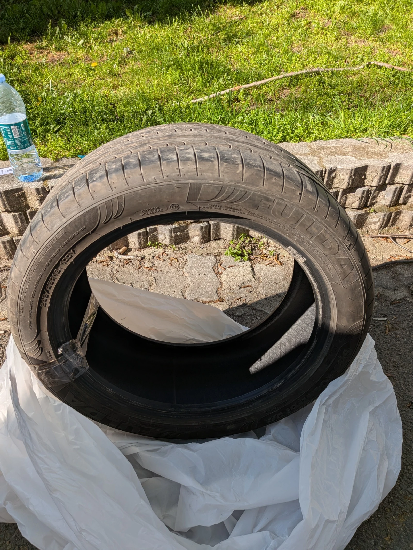 Гуми Летни 245/45R18, снимка 5 - Гуми и джанти - 54519294