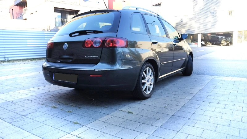 Fiat Croma, снимка 1 - Автомобили и джипове - 47162794