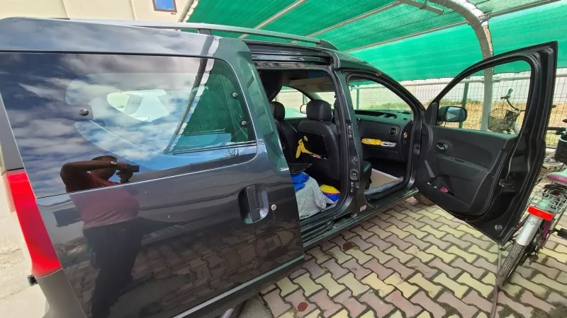 Dacia Dokker Stepway, снимка 12 - Автомобили и джипове - 47201560