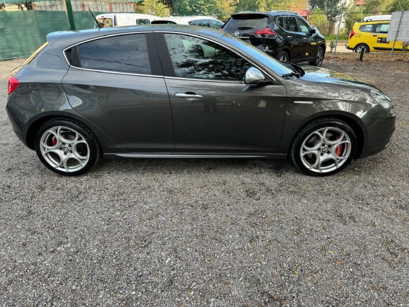 Alfa Romeo Giulietta 1.4TI 170кс* БЕНЗ.* 157000км.* СЕРВ.ИСТОРИЯ* ОБСЛУ, снимка 4 - Автомобили и джипове - 47567416