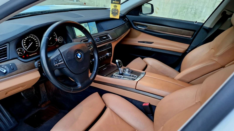 BMW 740 LONG, снимка 9 - Автомобили и джипове - 47778888