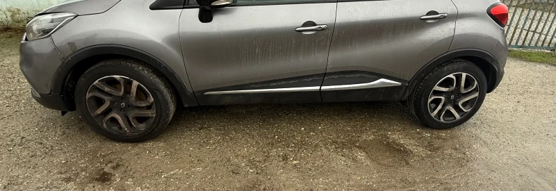 Renault Captur  1.5 dci 0.9 tci, снимка 3 - Автомобили и джипове - 48053851