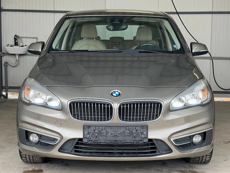 BMW 2 Active Tourer 218i 61000km!!!, снимка 2 - Автомобили и джипове - 48663311