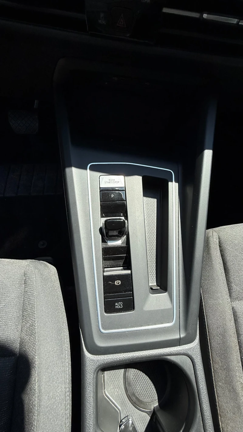 VW Golf GOLF 8 / VIII / 1.0 eTSI 110к.с. 2021г. DLAA, снимка 5 - Автомобили и джипове - 50767096