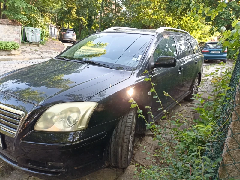 Toyota Avensis 1.8 vvti, снимка 3 - Автомобили и джипове - 51648358