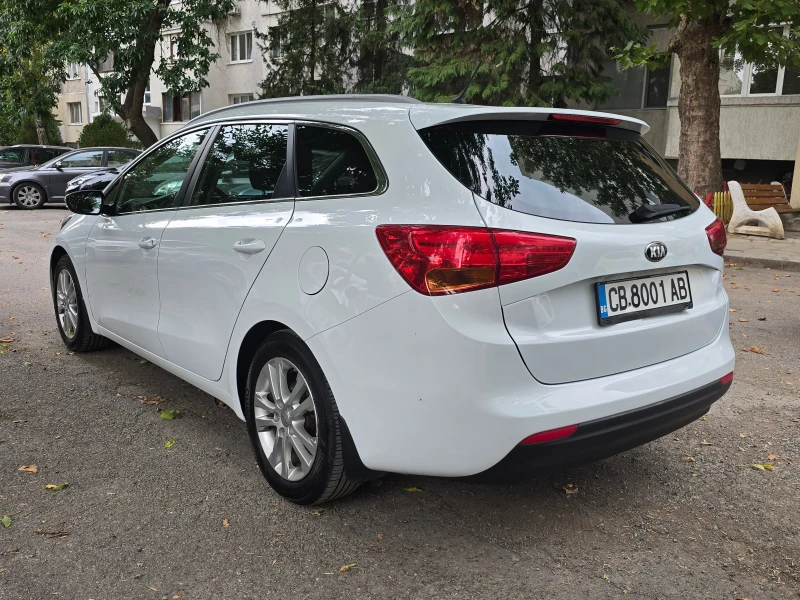 Kia Ceed 1.6i/Лизинг, снимка 7 - Автомобили и джипове - 51909309