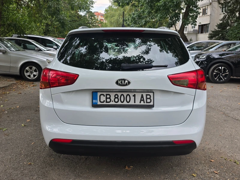 Kia Ceed 1.6i/Лизинг, снимка 6 - Автомобили и джипове - 51909309
