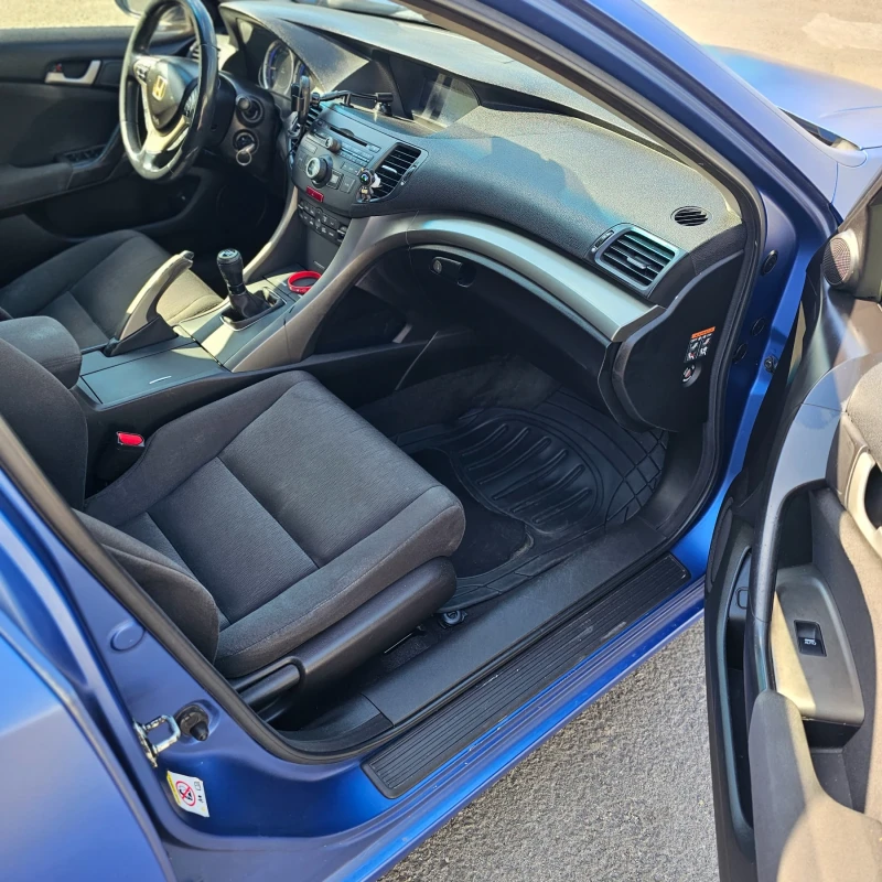 Honda Accord, снимка 8 - Автомобили и джипове - 52354384