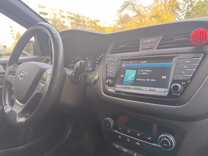 Hyundai I20 Active! Закупен Чисто НОВ!!Каско!, снимка 14 - Автомобили и джипове - 52457674