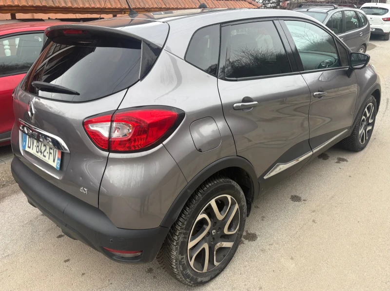 Renault Captur 1.5 DCI 12/2015г! NAVI, снимка 6 - Автомобили и джипове - 53356221