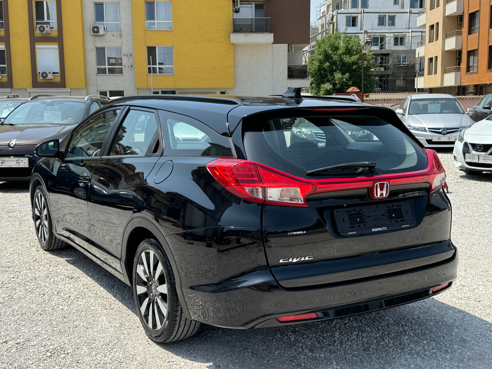 Honda Civic 1.6 i-DTEC* FACELIFT* КАМЕРА* ИТАЛИЯ* EURO 5B - изображение 7