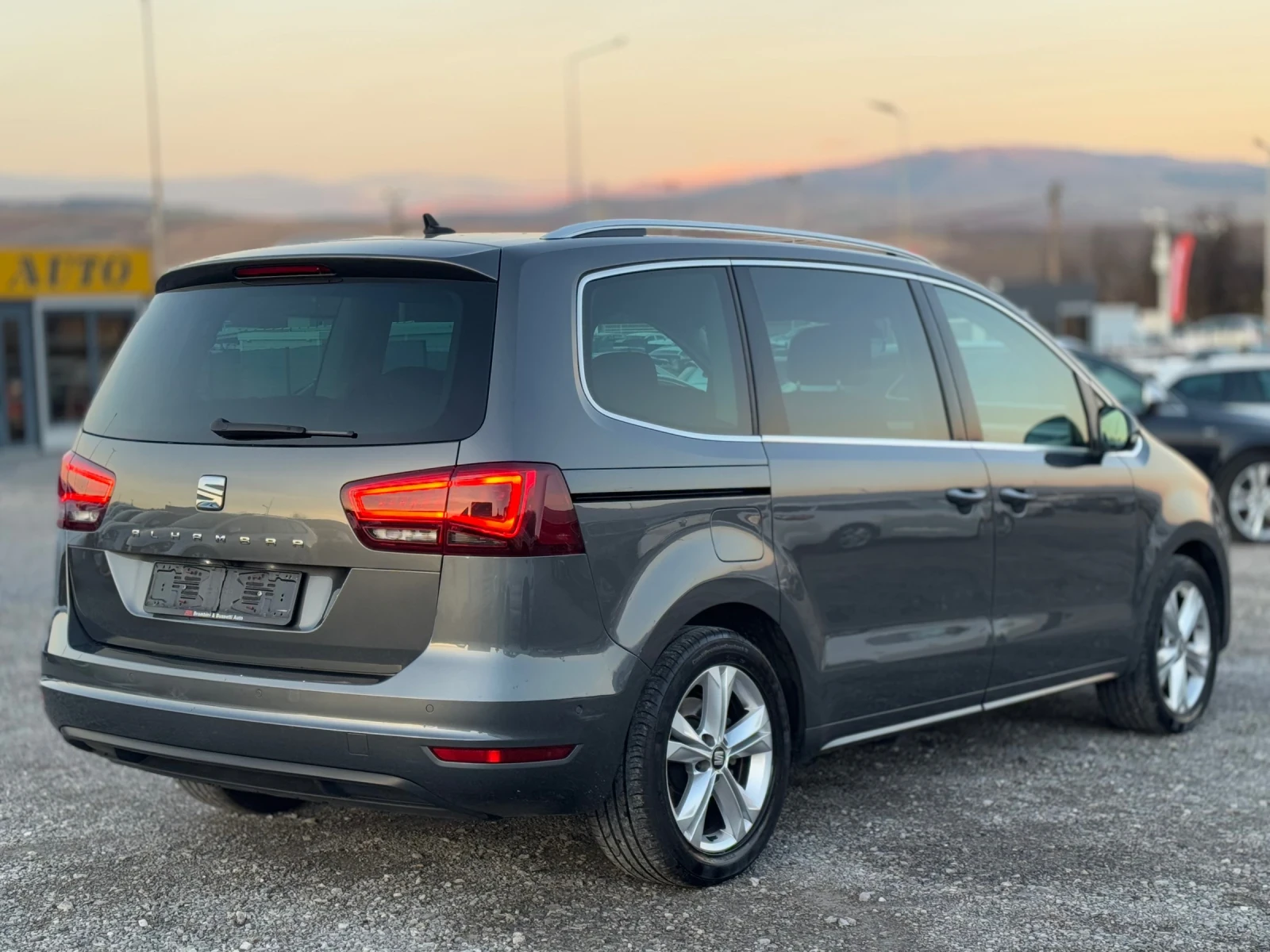 Seat Alhambra XCellence DSG - изображение 4