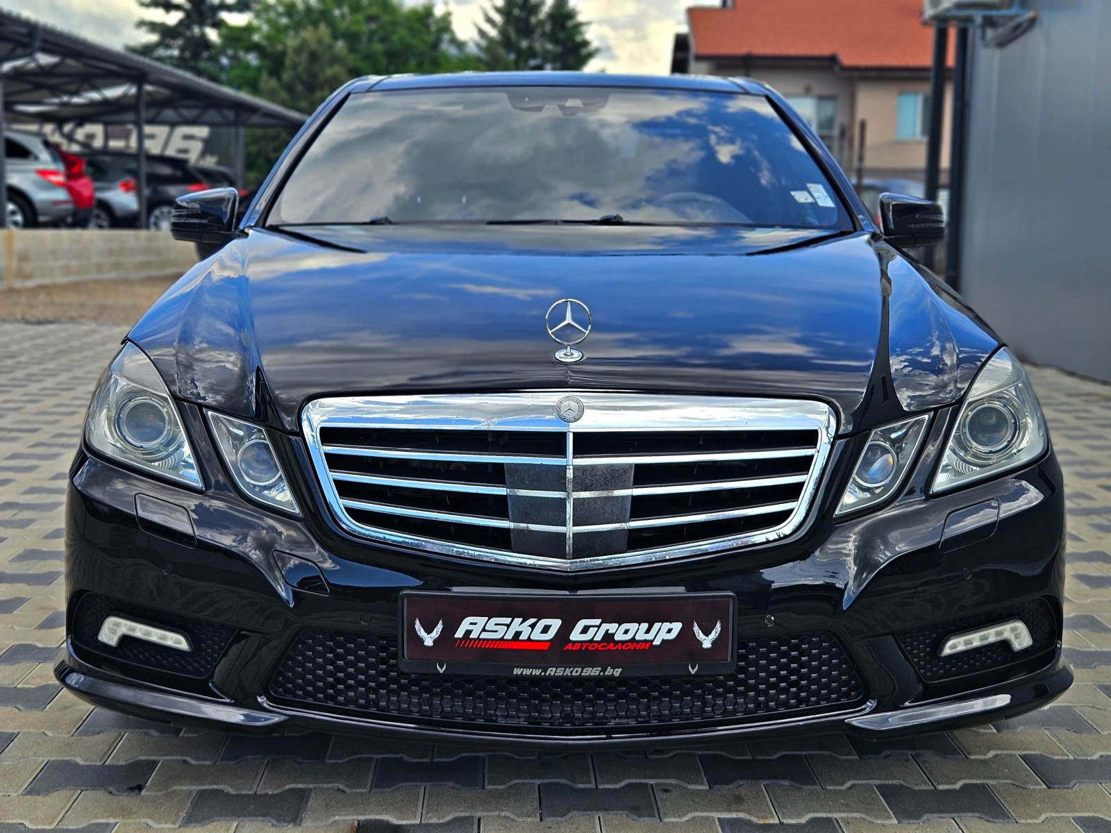 Mercedes-Benz E 350 AMG/NIGHT VISION/DISTRONIC/CAMERA/PANORAMA/LIZING - изображение 2