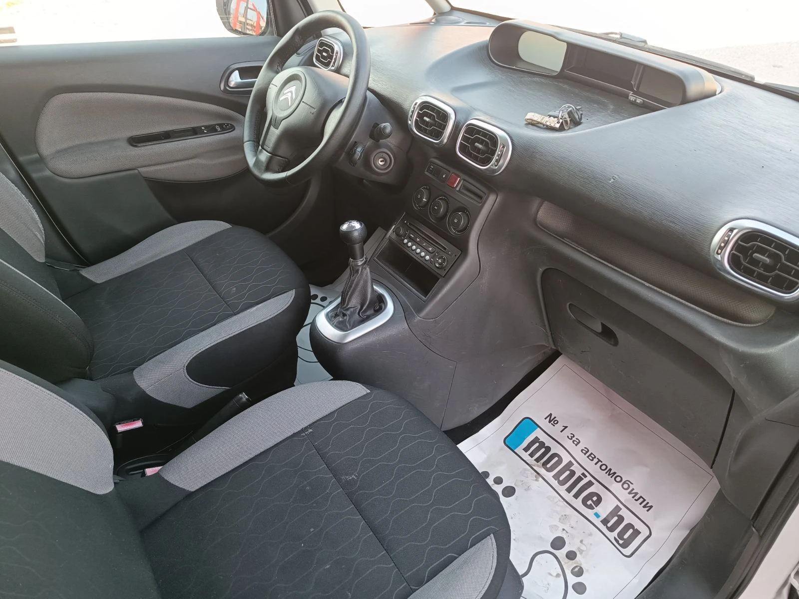 Citroen C3 Picasso 1.6 HDI - изображение 8