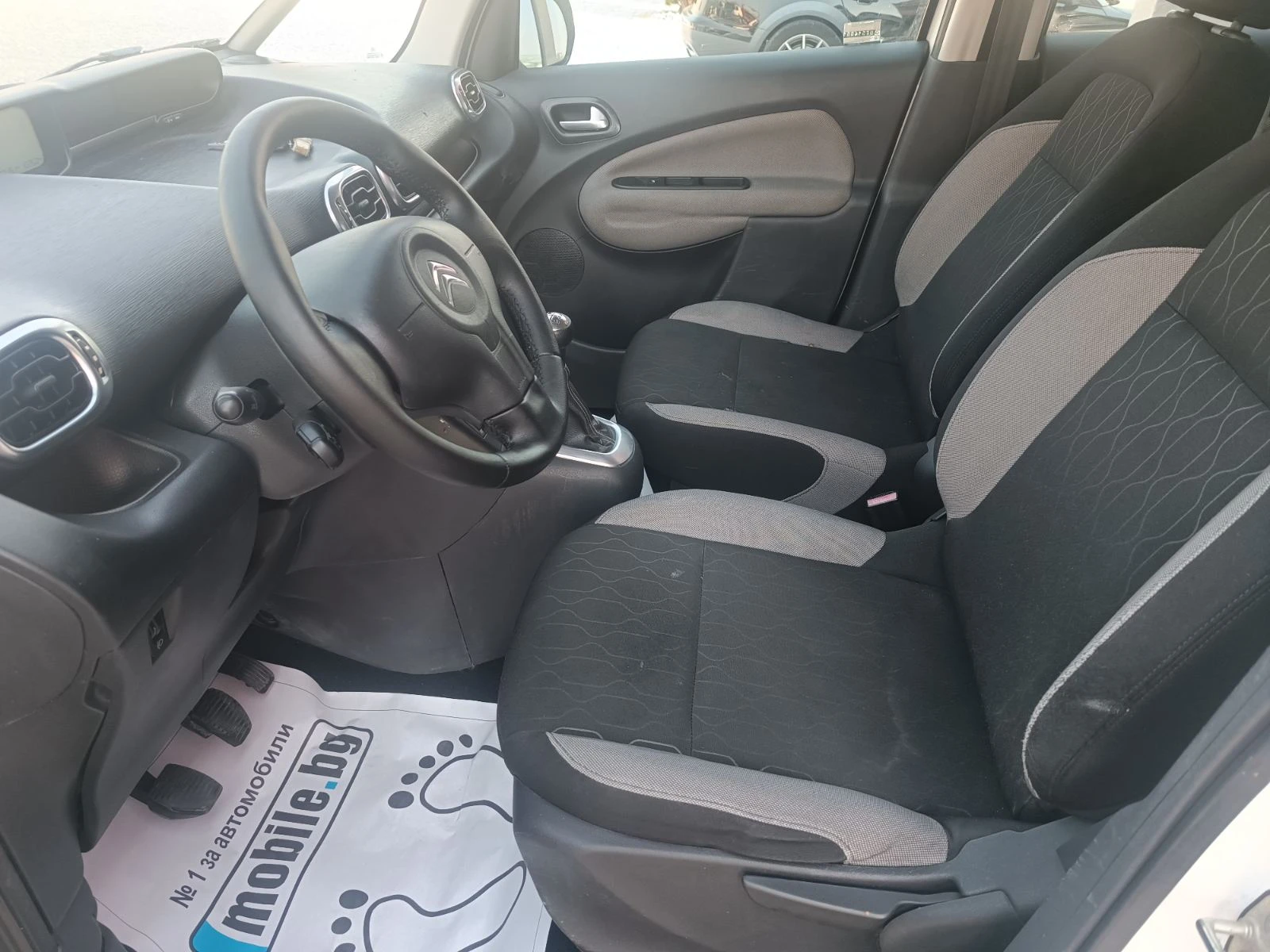 Citroen C3 Picasso 1.6 HDI - изображение 7