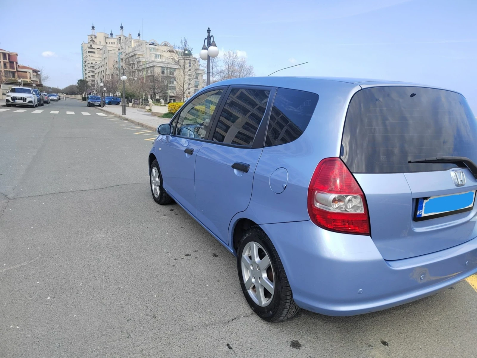 Honda Jazz Автомат/Навигация/Предна и задна камера  - изображение 3