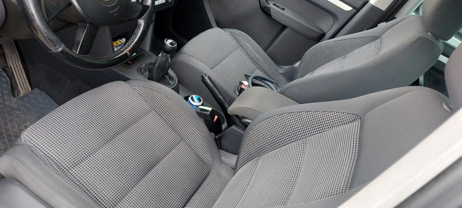 VW Touran  - изображение 7