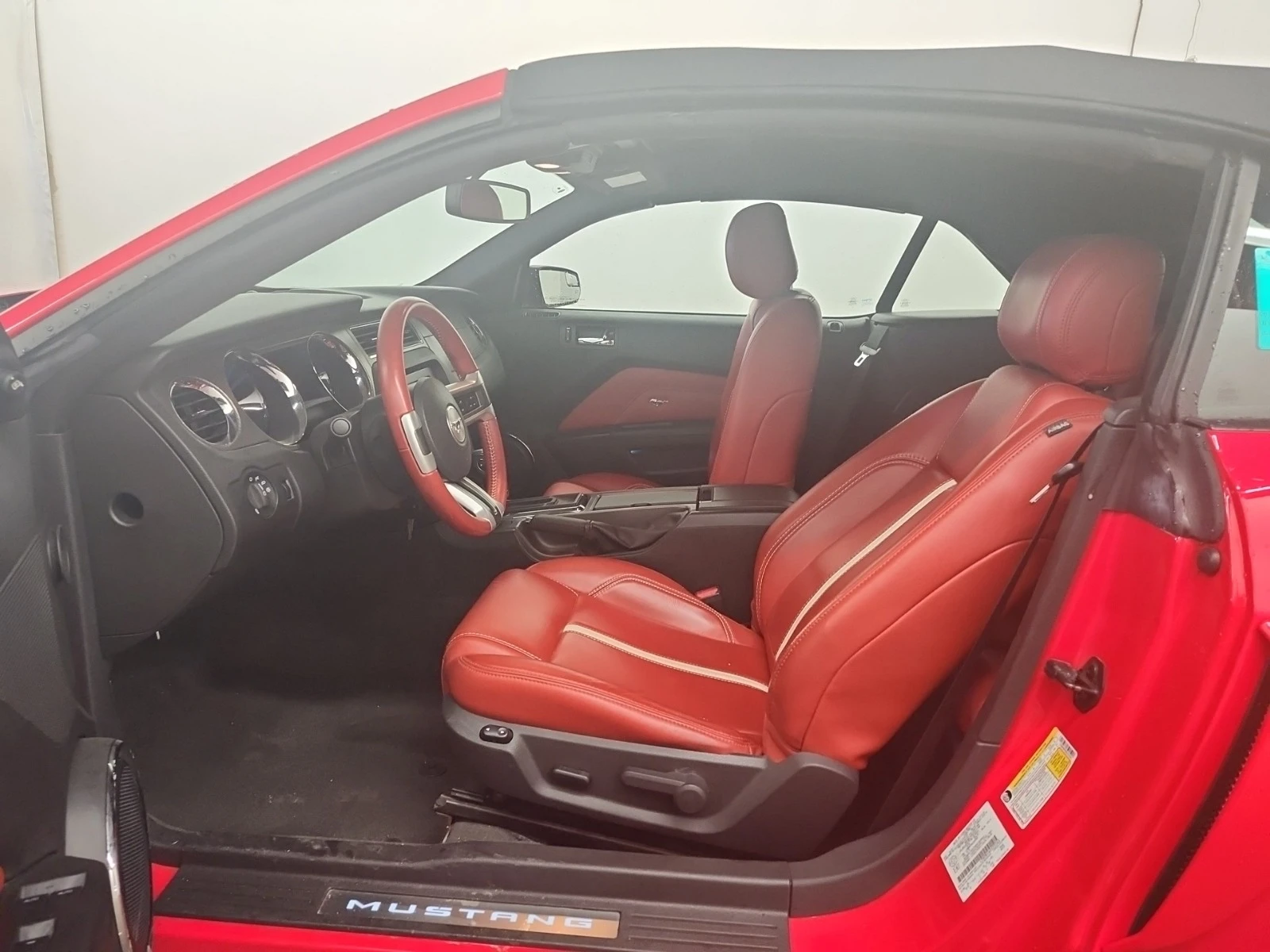 Ford Mustang GT * * CARFAX * *   * *  | Mobile.bg   5