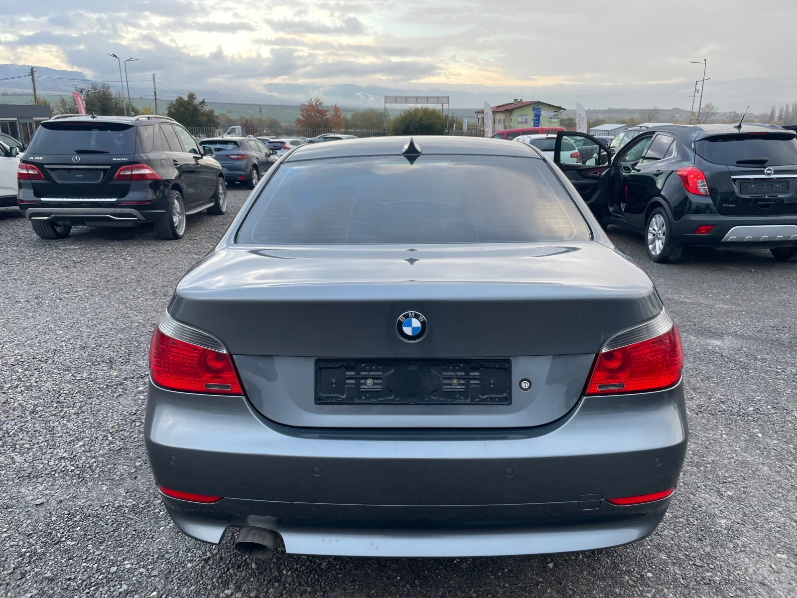 BMW 520 D  AUTOMATIC 60 163 | Mobile.bg   11