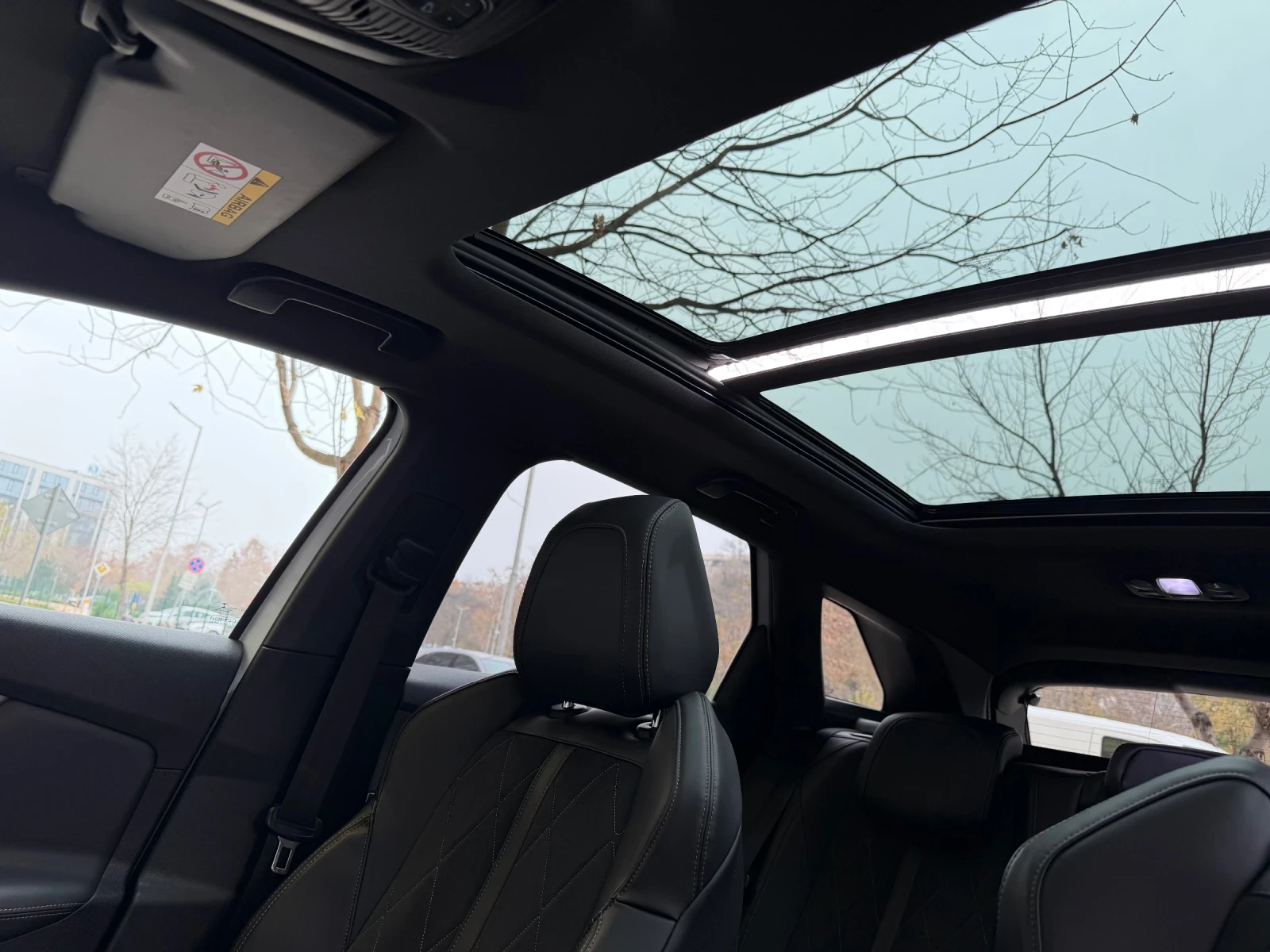 Peugeot 3008 2.0Hdi GT Line / Distronic / Pano / Keyless  | Mobile.bg   12