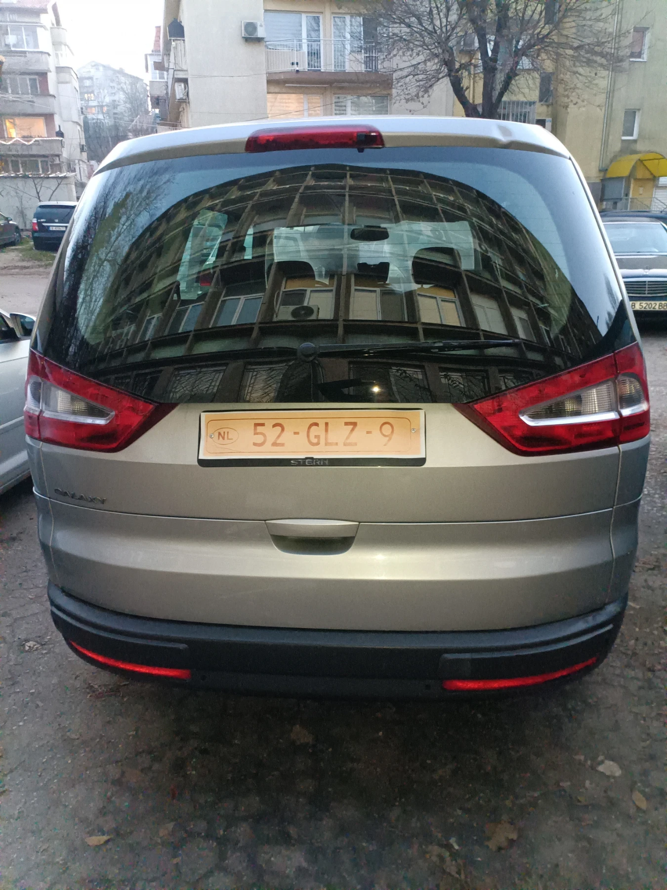 Ford Galaxy 2.3i - изображение 8