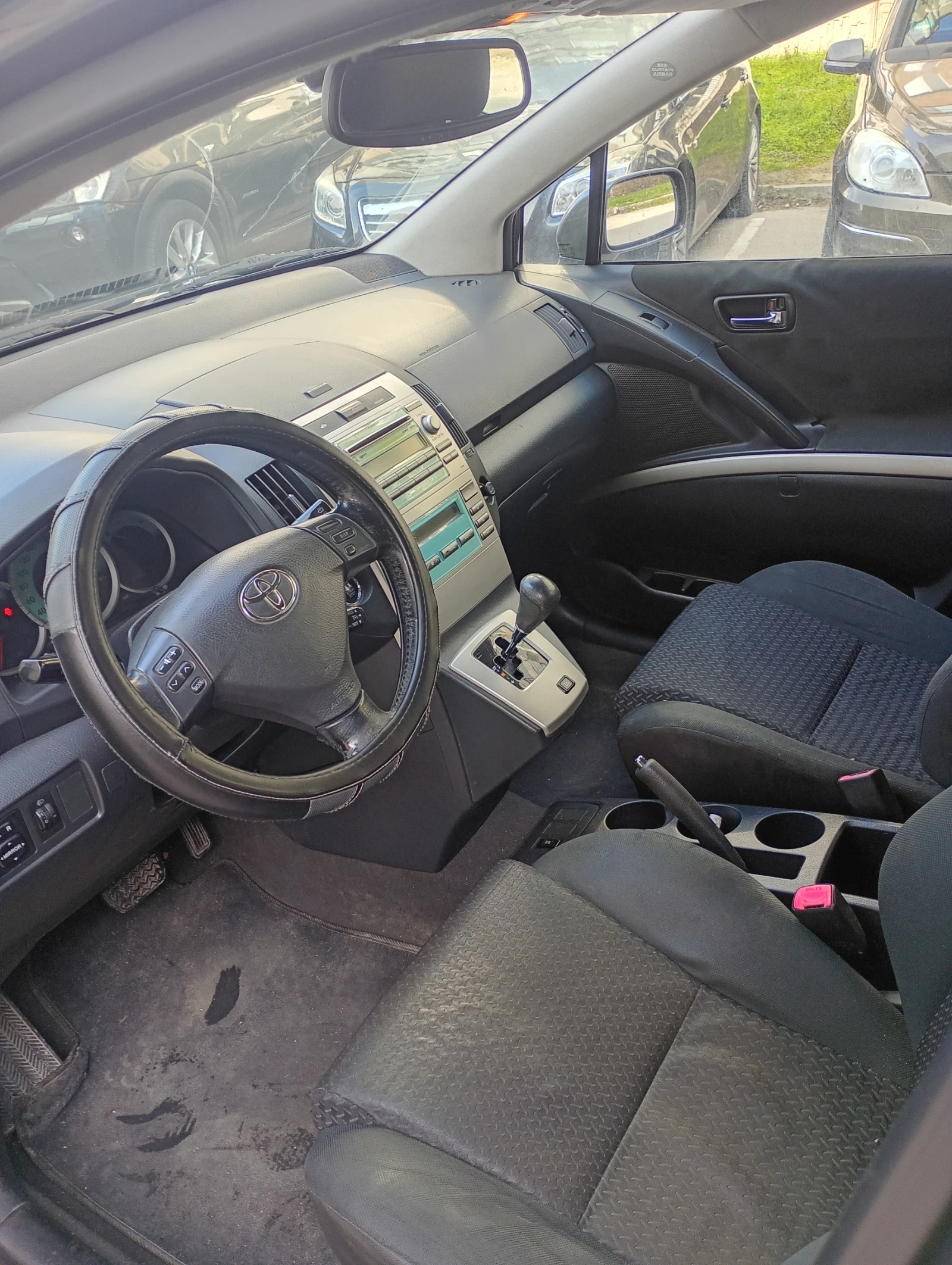 Toyota Corolla verso 1.8 VVT-i Automatic Facelift 6+ 1 2008г. , снимка 9 - Автомобили и джипове - 53744334