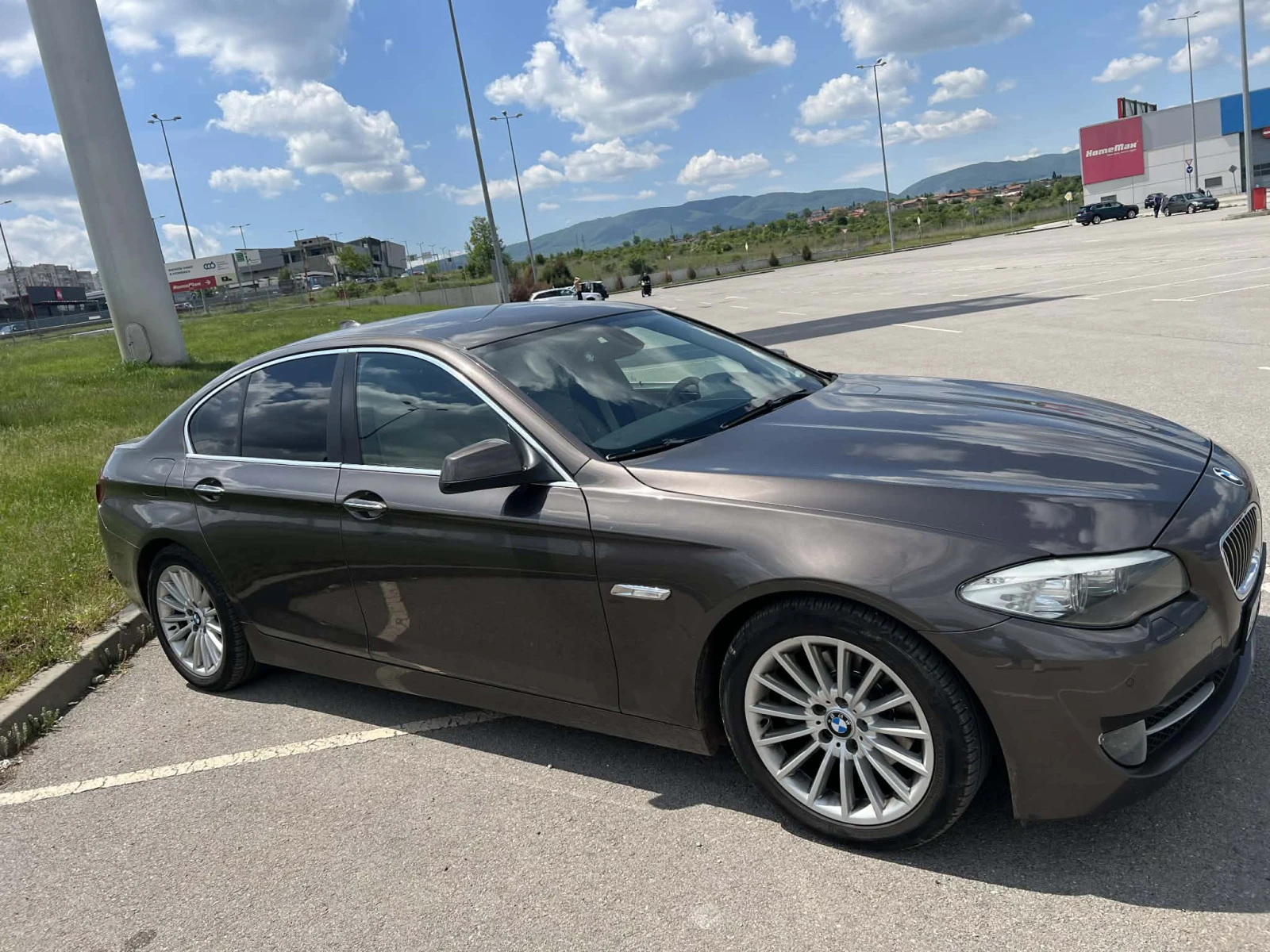 BMW 523 3.0i, снимка 8 - Автомобили и джипове - 54228422