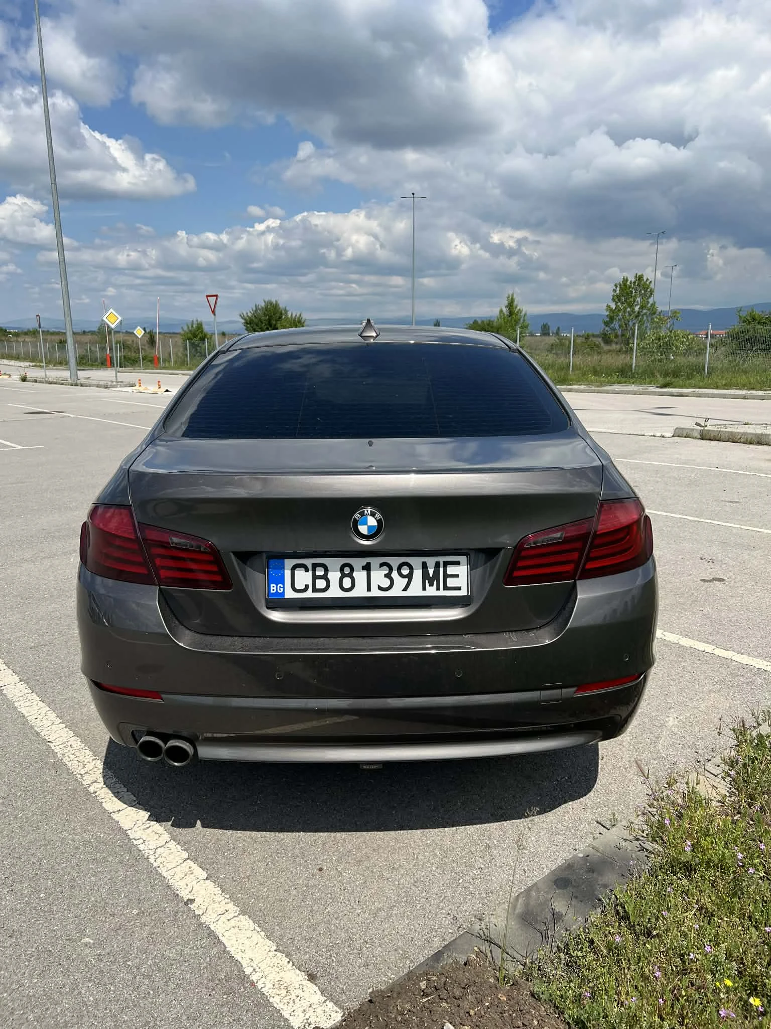 BMW 523 3.0i, снимка 4 - Автомобили и джипове - 54228422
