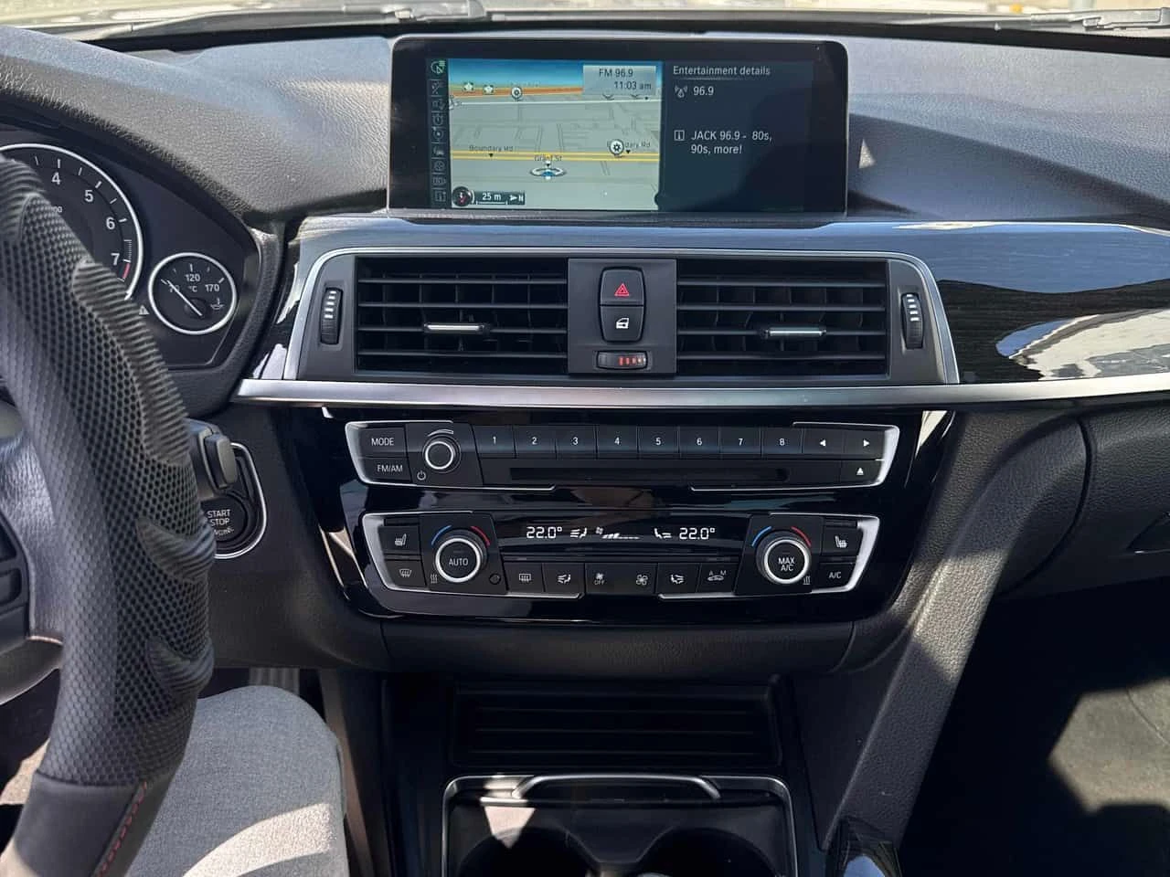 BMW 328 * 328i xDrive * PANO* KEYLESS* ПОДГРЕВ* , снимка 9 - Автомобили и джипове - 54260796