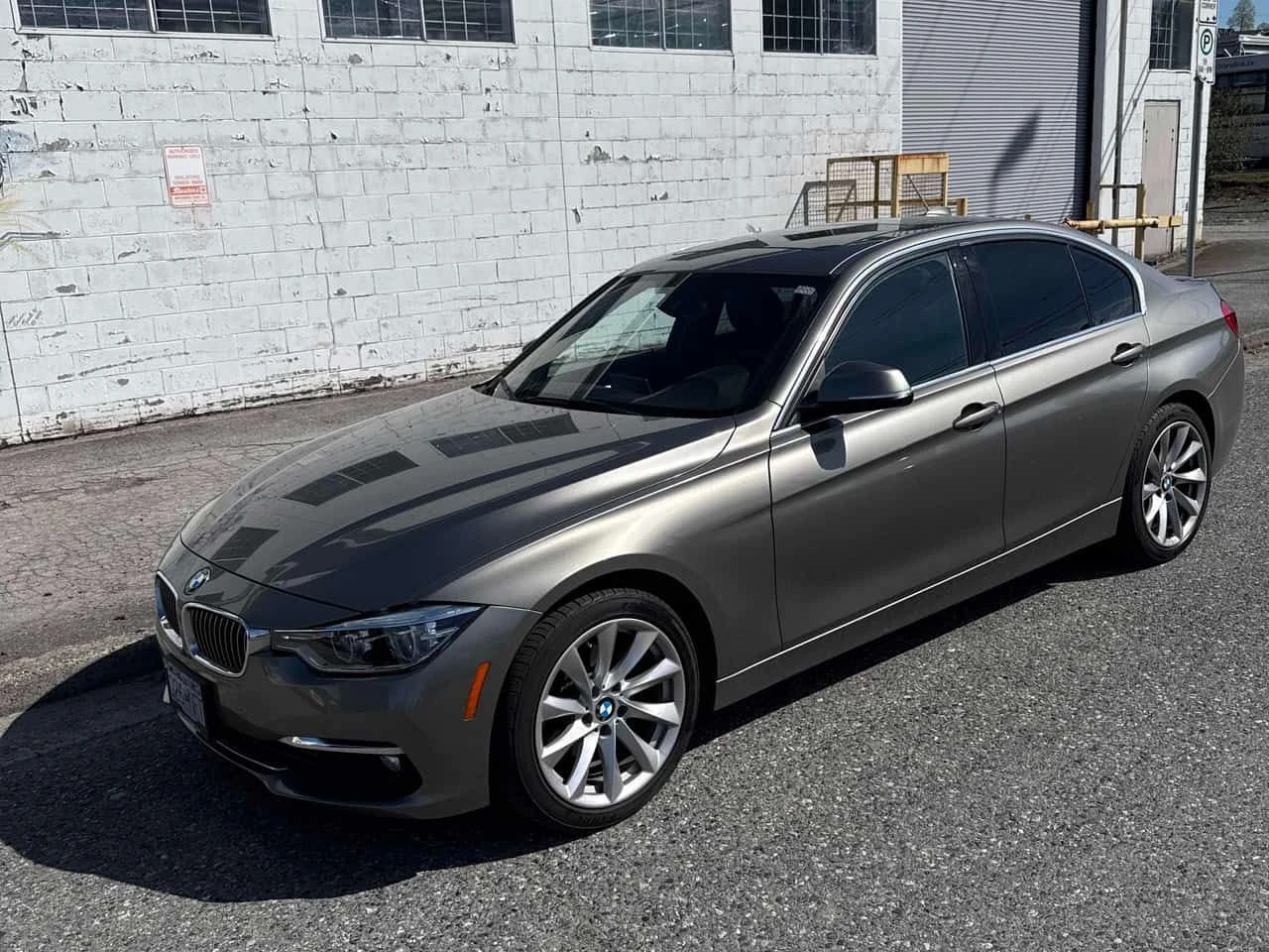 BMW 328 * 328i xDrive * PANO* KEYLESS* ПОДГРЕВ* 