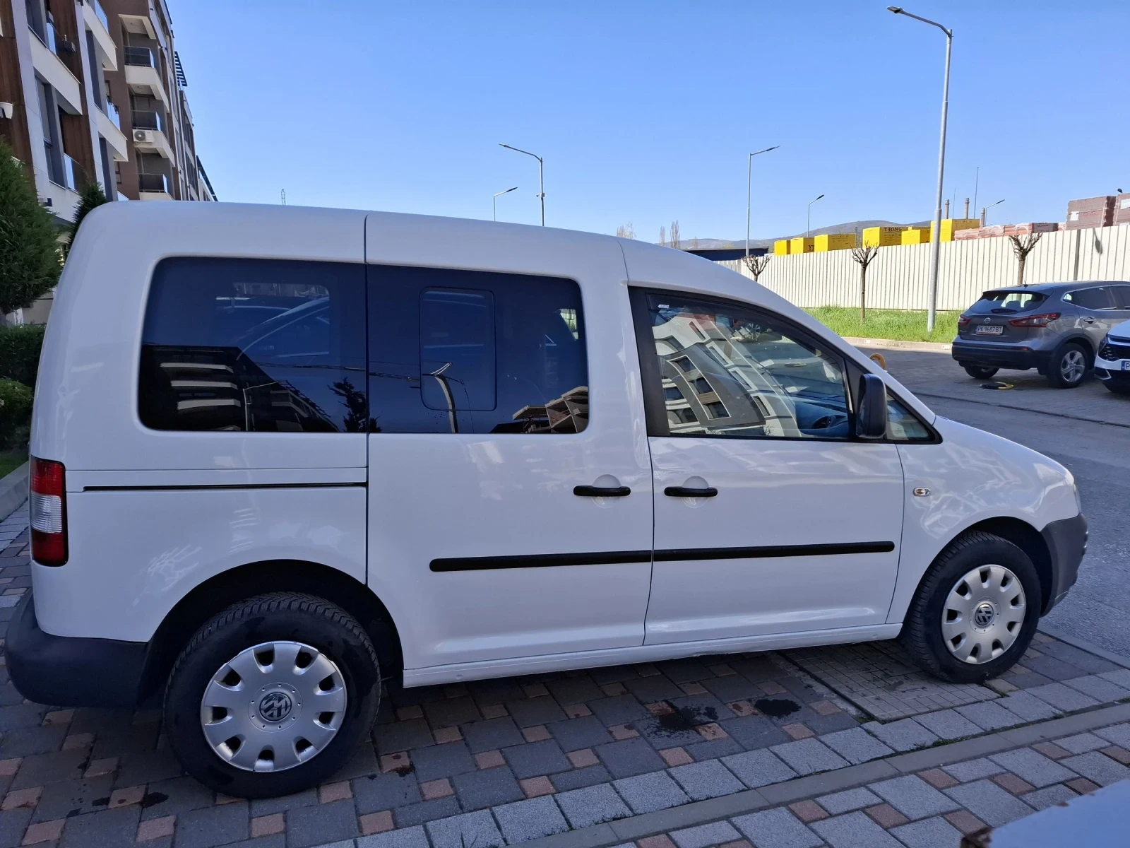 VW Caddy Cadyy Life, снимка 2 - Автомобили и джипове - 54338105