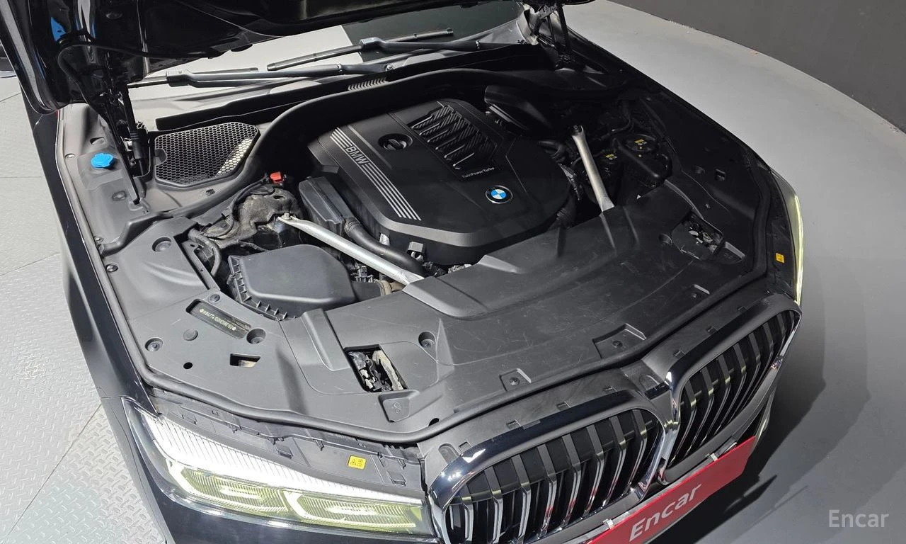 BMW 740 XDRIVE* L* BUSINESS* CLASS* ХЕДЪП* МАСАЖ* ОБДУХВАН, снимка 17 - Автомобили и джипове - 54626431