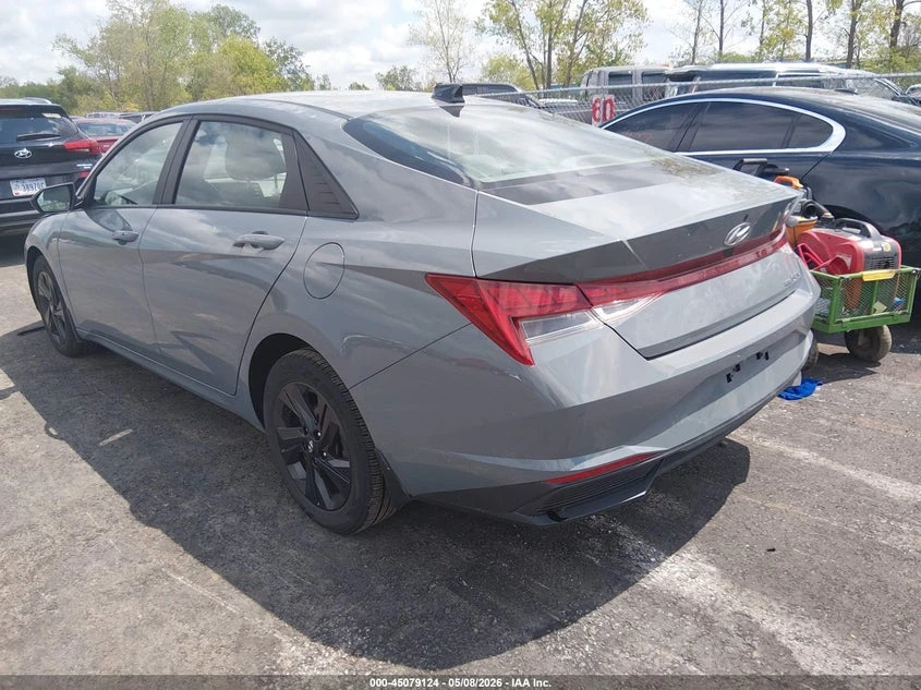 Hyundai Elantra 1.6l Hybrid Blue, снимка 3 - Автомобили и джипове - 54711623