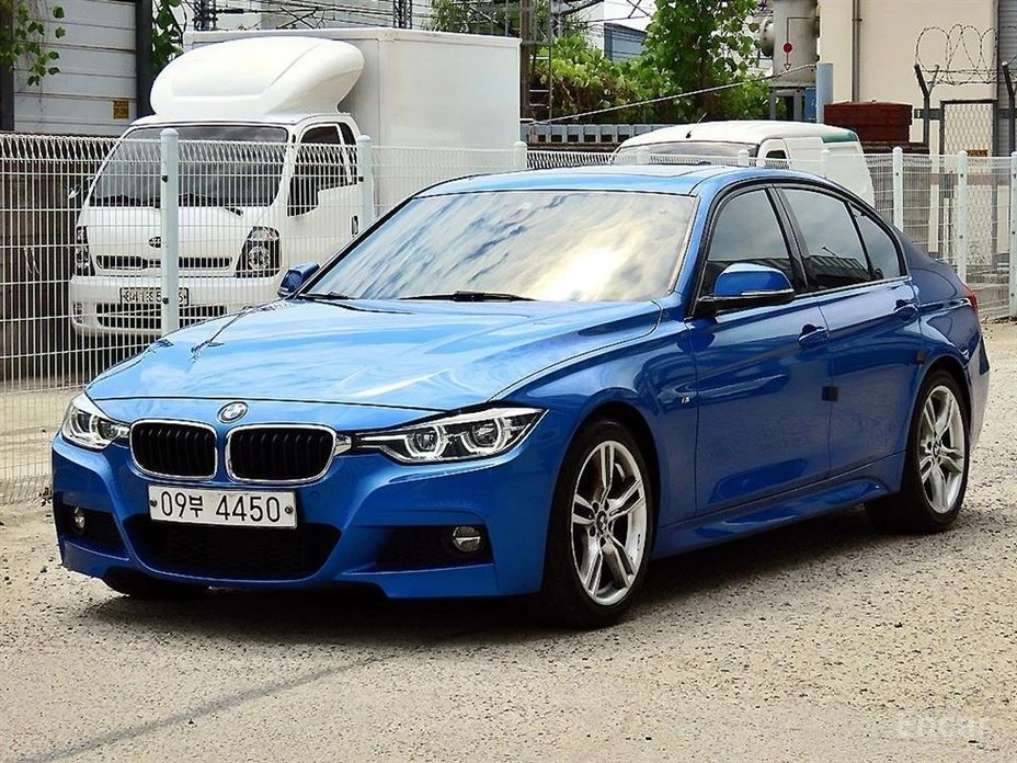 BMW 330, снимка 2 - Автомобили и джипове - 55043569